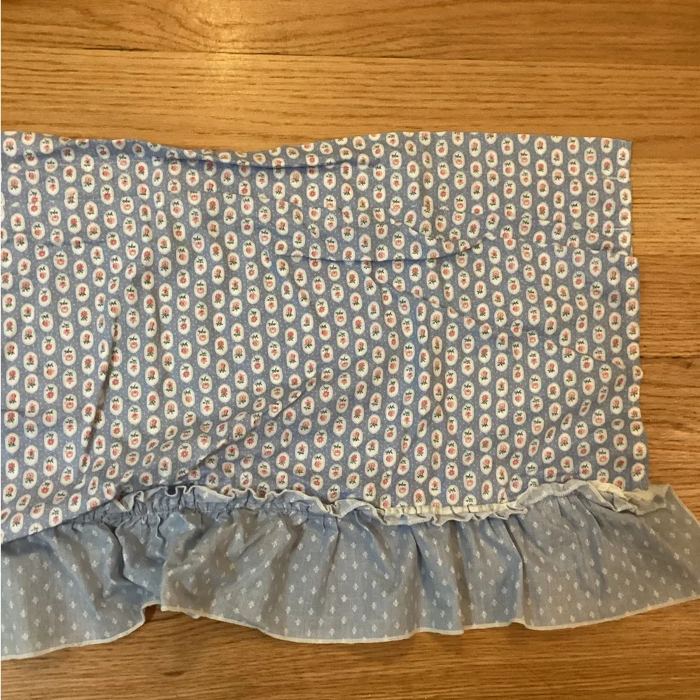 Vintage Shabby Chic Ruffled Valance